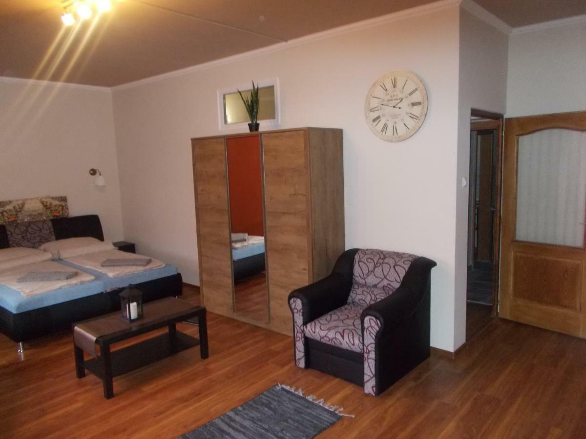 Retron Szinva-Lux Hotel Miskolc Ngoại thất bức ảnh